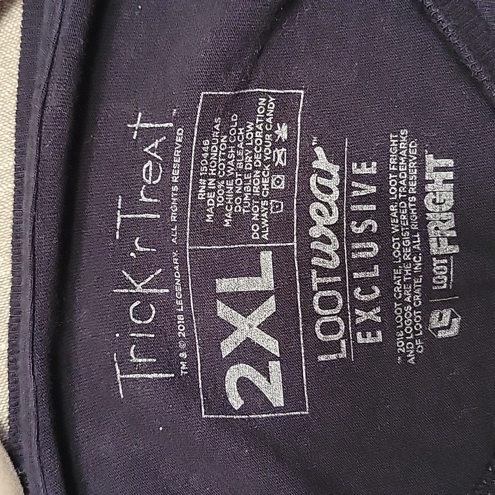 Men's Loot Wear Exclusive Trick 'r Treat Graphic Tee Size 2XL - Picture 6 of 6